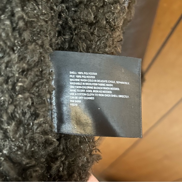 Bernardo Dark Brown Button Down Jacket Faux Suede - Picture 7 of 7